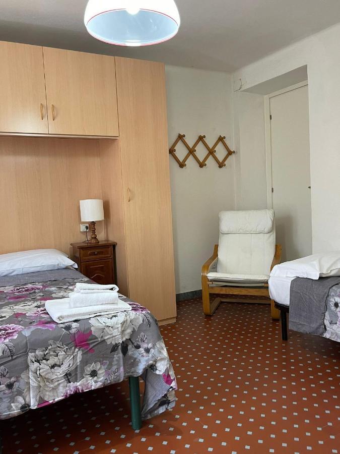 Casa Violetta Bed & Breakfast Marina di Massa Luaran gambar